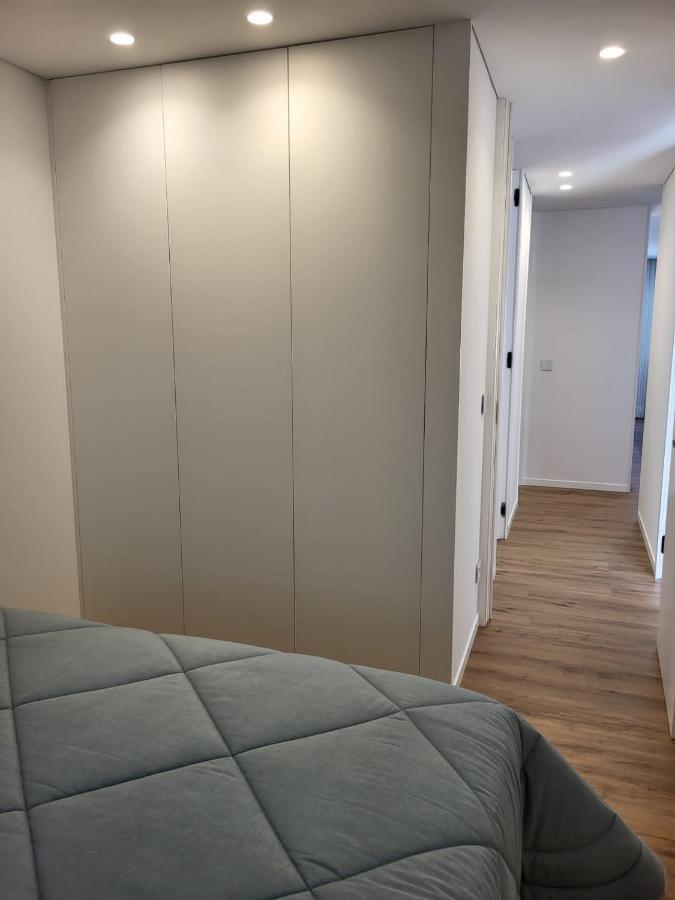 Apartamento Cinema Para Ferias Em エシュポゼンデ エクステリア 写真